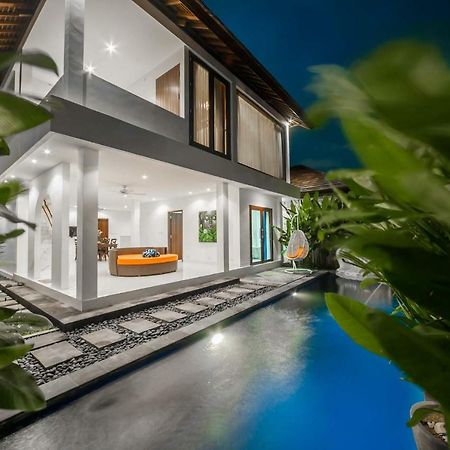 Villa Pearl Seminyak Екстер'єр фото